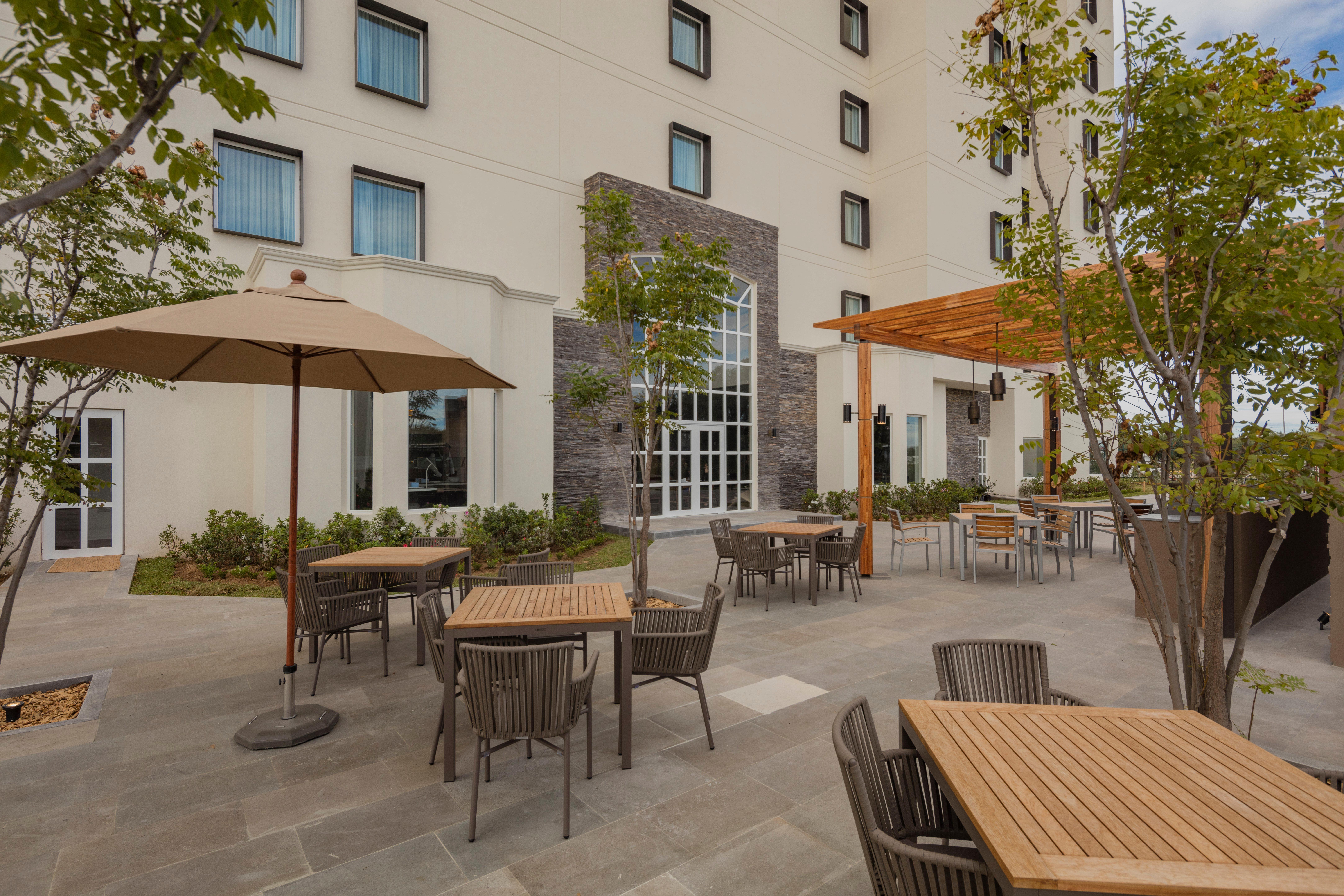 Staybridge Suites - Saltillo By Ihg Extérieur photo